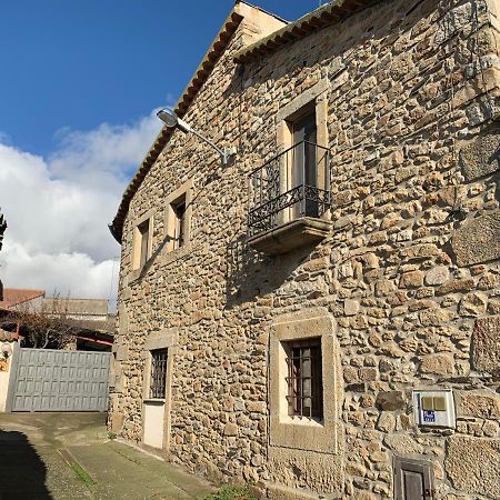 Habitaciones Rurales La Vertedera I Villar de Ciervo Exteriör bild
