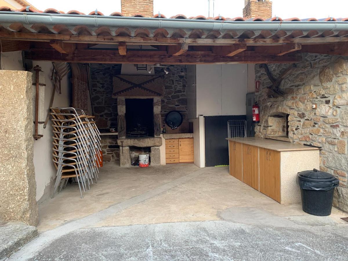Habitaciones Rurales La Vertedera I Villar de Ciervo Exteriör bild